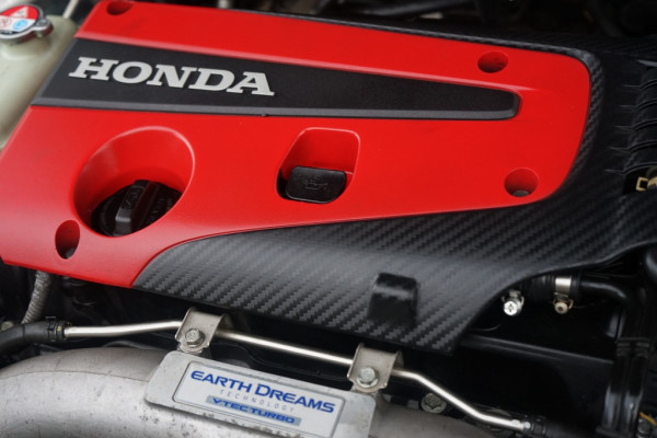 Honda Civic 2.0 i-VTEC Type R GT 320PK Honda Civic 2.0 i-VTEC Type R GT 320PK