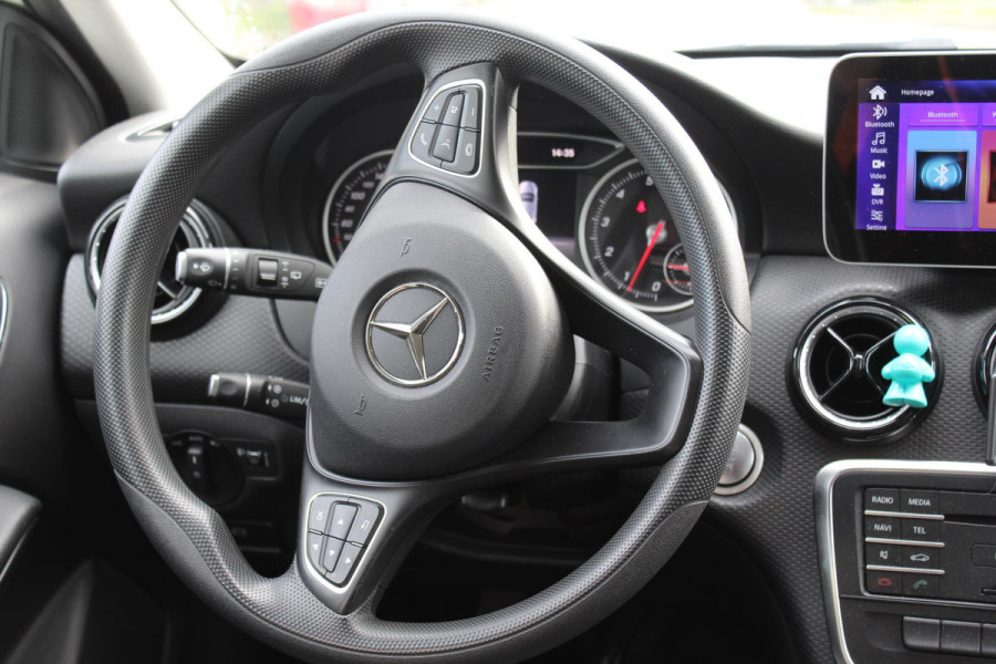 Mercedes-Benz A-Klasse 160 My First Star NAP CAMERA MULTIMEDIA DEALER ONDERHOUDEN