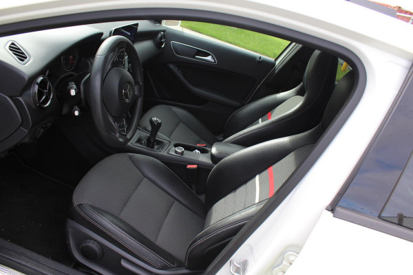 Mercedes-Benz A-Klasse 160 My First Star NAP CAMERA MULTIMEDIA DEALER ONDERHOUDEN