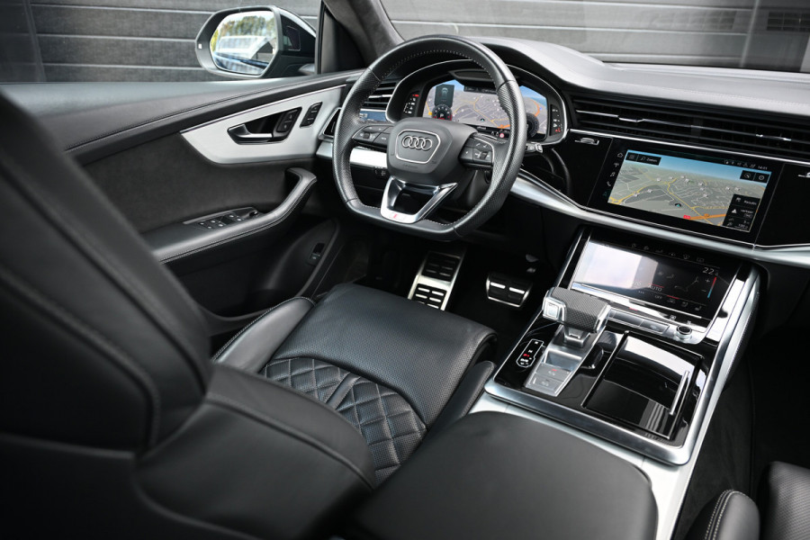 Audi Q8 55 TFSI QUATTRO PRO LINE S | BLACK OPTIC | S-SEATS | B&O ADVANCED | MASSAGE | STANDKACHEL | PANORAMADAK | 360 CAMERA | ALCANTARA Audi Q8 55 TFSI QUATTRO PRO LINE S | BLACK OPTIC | S-SEATS | B&O ADVANCED | MASSAGE | STANDKACHEL | PANORAMADAK | 360 CAMERA | ALCANTARA