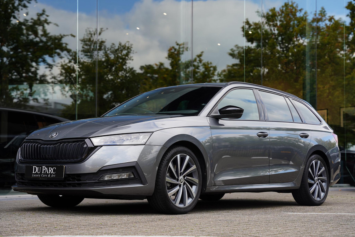 Škoda Octavia Combi 1.0 e-TSI Sport Business Škoda Octavia Combi 1.0 e-TSI Sport Business
