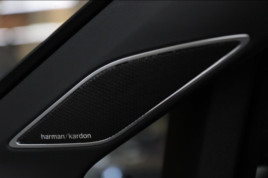 Volkswagen Golf 2.0 TSI R 4Motion PERFORMANCE AKRA/ABT/PANO/CAM/IQ/H&K/BOMVOL Volkswagen Golf 2.0 TSI R 4Motion PERFORMANCE AKRA/ABT/PANO/CAM/IQ/H&K/BOMVOL