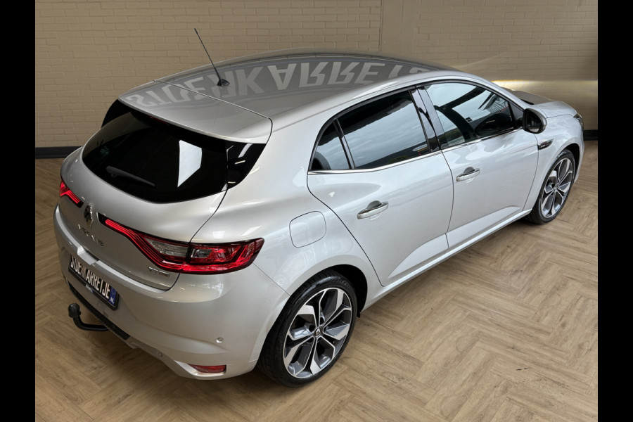 Renault Mégane 1.3 TCe 160TCe GT-Line | Navi | 18 inch | Led | Camera | Stoelverwarming | PDC V+A | Keurig nette en goed onderhouden Megane GT-Line Renault Mégane 1.3 TCe 160TCe GT-Line | Navi | 18 inch | Led | Camera | Stoelverwarming | PDC V+A | Keurig nette en goed onderhouden Megane GT-Line