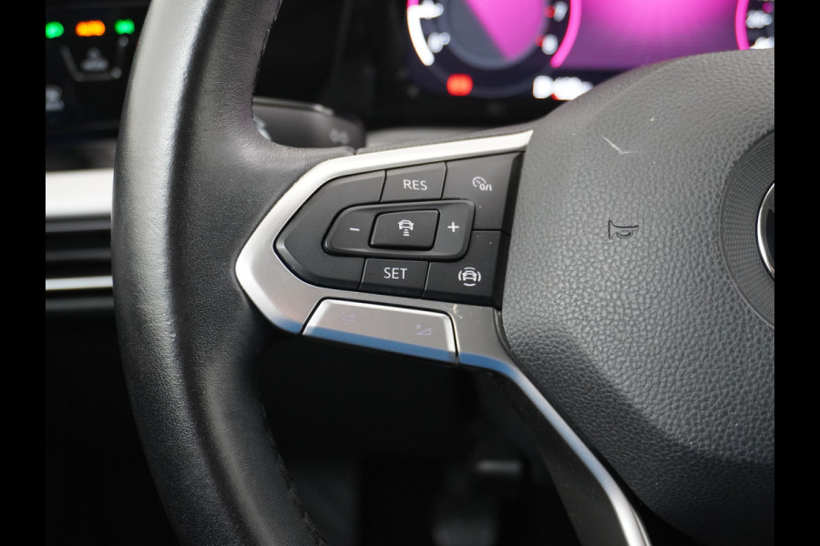 Volkswagen Golf T111PK 5Drs Apple Carplay Android Auto Adap.Cruise Navi* Ecc Pdc Virtual Cockpit Life Led Lmv 17" Privacy Glas Bluetooth Keyless Origineel Nederlandse Auto