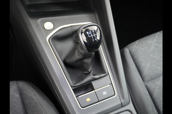 Volkswagen Golf T111PK 5Drs Apple Carplay Android Auto Adap.Cruise Navi* Ecc Pdc Virtual Cockpit Life Led Lmv 17" Privacy Glas Bluetooth Keyless Origineel Nederlandse Auto