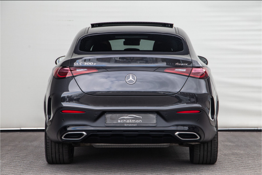 Mercedes-Benz GLC Coupé 300e 4MATIC AMG Premium, Pano, Nightpack, Leder Exclusief, 2024