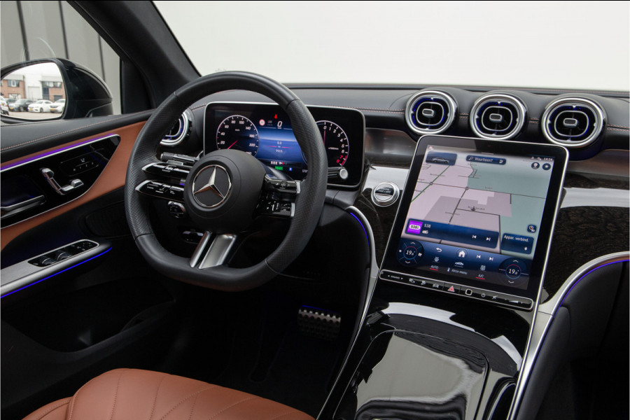 Mercedes-Benz GLC Coupé 300e 4MATIC AMG Premium, Pano, Nightpack, Leder Exclusief, 2024