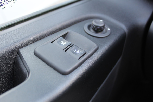 Fiat Talento 2.0 MultiJet L1H1 Basis Multimedia, Cruise Control, Airco, 3zits ,betimmering, erg nette bus