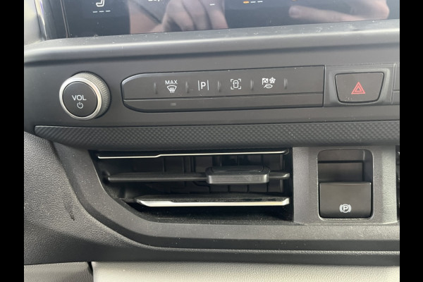 Ford Transit Custom 320 2.0 TDCI L2H1 Limited TREKHAAK! NAVIGATIE!