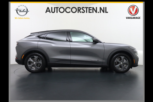 Ford Mustang Mach-E Extended RWD 98kWh 301PK SOH 95.5% Leer Long Range Adaptive Cruise Stop&Go Apple Carplay Android Auto 360°Camera Active B Stoel+Stuurverwarming Ecc Elektr.Achterklep Driver Alert Warning Keyless Origineel Nederlandse Auto €56.476- nieuw, Batterijgarantie 8 jaar of 160.000km vanaf nieuw Ford Mustang Mach-E Extended RWD 98kWh 301PK SOH 95.5% Leer Long Range Adaptive Cruise Stop&Go Apple Carplay Android Auto 360°Camera Active B Stoel+Stuurverwarming Ecc Elektr.Achterklep Driver Alert Warning Keyless Origineel Nederlandse Auto €56.476- nieuw, Batterijgarantie 8 jaar of 160.000km vanaf nieuw