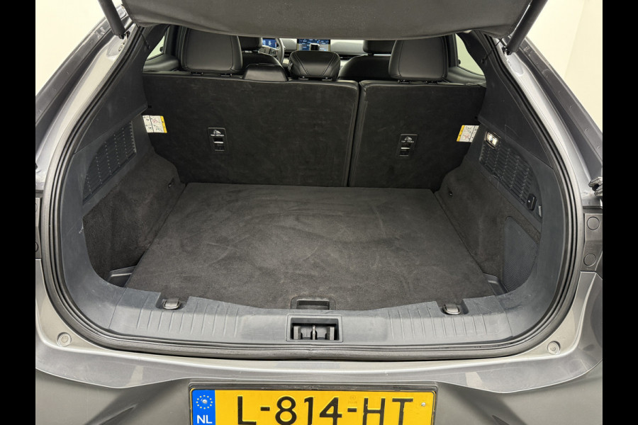 Ford Mustang Mach-E Extended RWD 98kWh 301PK SOH 95.5% Leer Long Range Adaptive Cruise Stop&Go Apple Carplay Android Auto 360°Camera Active B Stoel+Stuurverwarming Ecc Elektr.Achterklep Driver Alert Warning Keyless Origineel Nederlandse Auto €56.476- nieuw, Batterijgarantie 8 jaar of 160.000km vanaf nieuw Ford Mustang Mach-E Extended RWD 98kWh 301PK SOH 95.5% Leer Long Range Adaptive Cruise Stop&Go Apple Carplay Android Auto 360°Camera Active B Stoel+Stuurverwarming Ecc Elektr.Achterklep Driver Alert Warning Keyless Origineel Nederlandse Auto €56.476- nieuw, Batterijgarantie 8 jaar of 160.000km vanaf nieuw