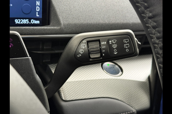 Ford Mustang Mach-E Extended RWD 98kWh 301PK SOH 95.5% Leer Long Range Adaptive Cruise Stop&Go Apple Carplay Android Auto 360°Camera Active B Stoel+Stuurverwarming Ecc Elektr.Achterklep Driver Alert Warning Keyless Origineel Nederlandse Auto €56.476- nieuw, Batterijgarantie 8 jaar of 160.000km vanaf nieuw Ford Mustang Mach-E Extended RWD 98kWh 301PK SOH 95.5% Leer Long Range Adaptive Cruise Stop&Go Apple Carplay Android Auto 360°Camera Active B Stoel+Stuurverwarming Ecc Elektr.Achterklep Driver Alert Warning Keyless Origineel Nederlandse Auto €56.476- nieuw, Batterijgarantie 8 jaar of 160.000km vanaf nieuw