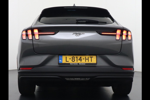 Ford Mustang Mach-E Extended RWD 98kWh 301PK SOH 95.5% Leer Long Range Adaptive Cruise Stop&Go Apple Carplay Android Auto 360°Camera Active B Stoel+Stuurverwarming Ecc Elektr.Achterklep Driver Alert Warning Keyless Origineel Nederlandse Auto €56.476- nieuw, Batterijgarantie 8 jaar of 160.000km vanaf nieuw Ford Mustang Mach-E Extended RWD 98kWh 301PK SOH 95.5% Leer Long Range Adaptive Cruise Stop&Go Apple Carplay Android Auto 360°Camera Active B Stoel+Stuurverwarming Ecc Elektr.Achterklep Driver Alert Warning Keyless Origineel Nederlandse Auto €56.476- nieuw, Batterijgarantie 8 jaar of 160.000km vanaf nieuw