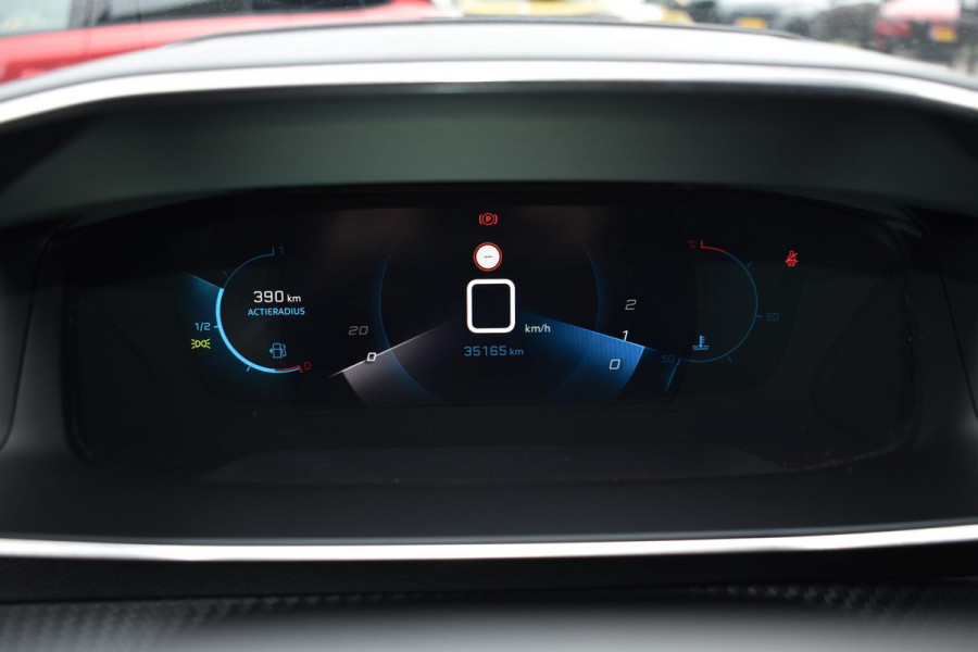 Peugeot 2008 1.2 PureTech 130PK Allure Pack | LED | Camera | Carplay | Stoelverw. | Incl. garantie Peugeot 2008 1.2 PureTech 130PK Allure Pack | LED | Camera | Carplay | Stoelverw. | Incl. garantie