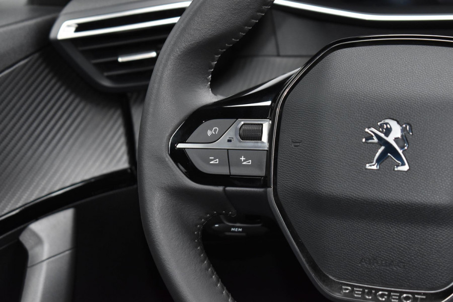 Peugeot 2008 1.2 PureTech 130PK Allure Pack | LED | Camera | Carplay | Stoelverw. | Incl. garantie Peugeot 2008 1.2 PureTech 130PK Allure Pack | LED | Camera | Carplay | Stoelverw. | Incl. garantie