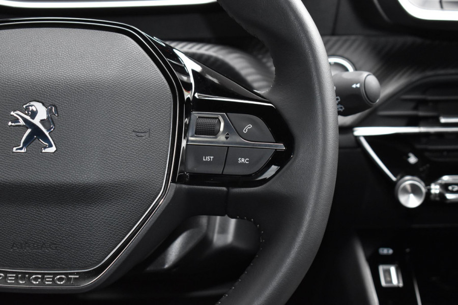 Peugeot 2008 1.2 PureTech 130PK Allure Pack | LED | Camera | Carplay | Stoelverw. | Incl. garantie Peugeot 2008 1.2 PureTech 130PK Allure Pack | LED | Camera | Carplay | Stoelverw. | Incl. garantie