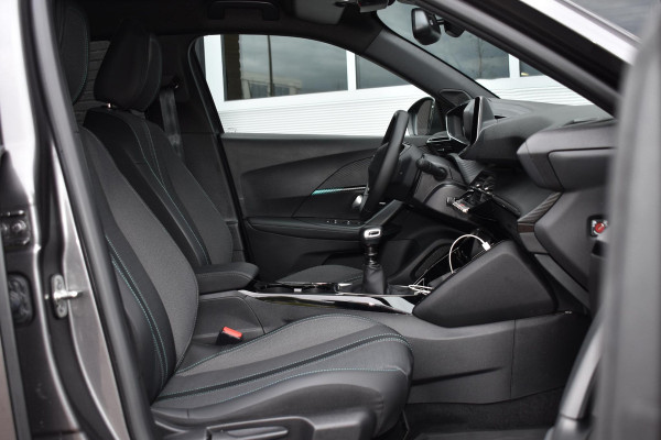 Peugeot 2008 1.2 PureTech 130PK Allure Pack | LED | Camera | Carplay | Stoelverw. | Incl. garantie Peugeot 2008 1.2 PureTech 130PK Allure Pack | LED | Camera | Carplay | Stoelverw. | Incl. garantie