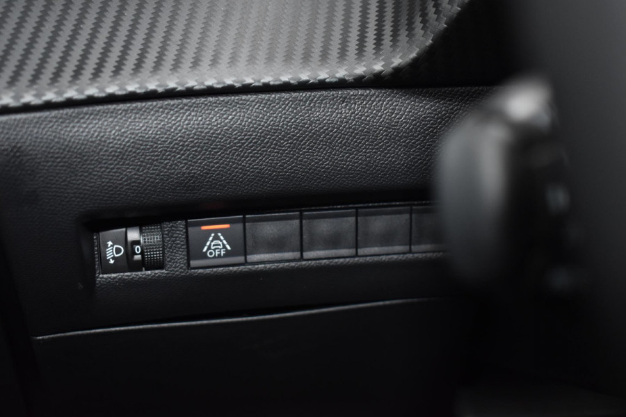 Peugeot 2008 1.2 PureTech 130PK Allure Pack | LED | Camera | Carplay | Stoelverw. | Incl. garantie Peugeot 2008 1.2 PureTech 130PK Allure Pack | LED | Camera | Carplay | Stoelverw. | Incl. garantie