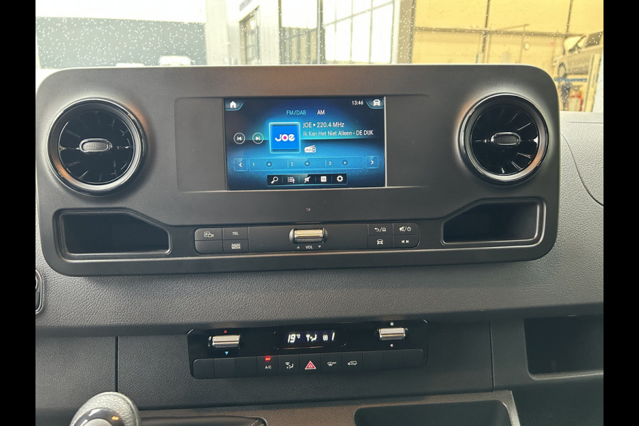 Mercedes-Benz Sprinter 317 CDI L2 H2 MBUX / Camera / Carplay navigatie / Cruise control / Airco Mercedes-Benz Sprinter 317 CDI L2 H2 MBUX / Camera / Carplay navigatie / Cruise control / Airco