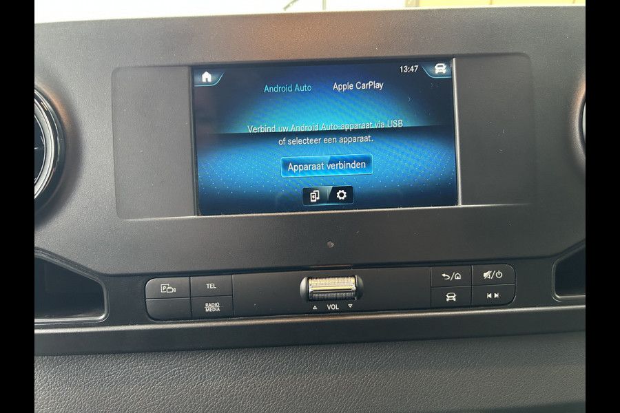 Mercedes-Benz Sprinter 317 CDI L2 H2 MBUX / Camera / Carplay navigatie / Cruise control / Airco Mercedes-Benz Sprinter 317 CDI L2 H2 MBUX / Camera / Carplay navigatie / Cruise control / Airco