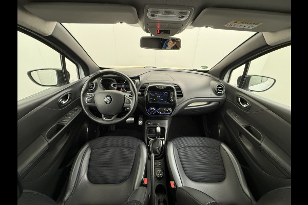 Renault Captur 1.2TCe 119PK Automaat Trekhaak Navi Ecc Camera Cruise Control Pdc Xmod Stoelverwarming Lmv 17" Privacy Glas Bluetooth Keyless Regn-Lichtsensor