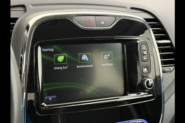 Renault Captur 1.2TCe 119PK Automaat Trekhaak Navi Ecc Camera Cruise Control Pdc Xmod Stoelverwarming Lmv 17" Privacy Glas Bluetooth Keyless Regn-Lichtsensor