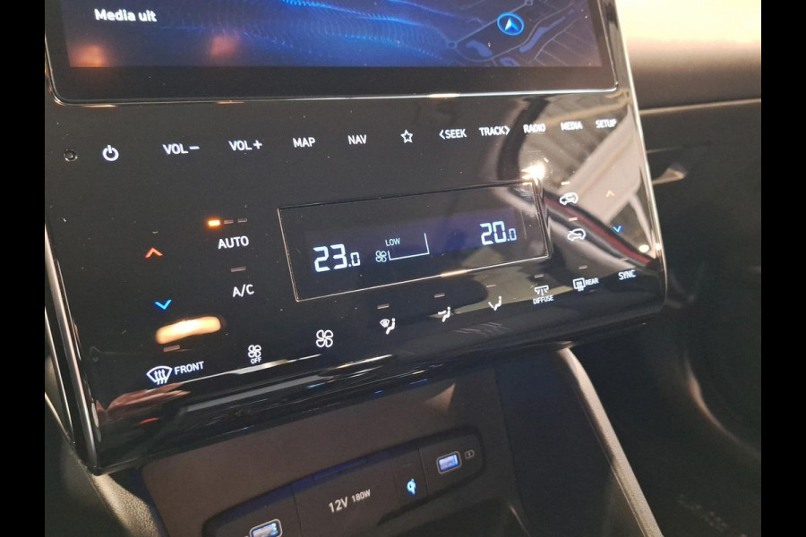 Hyundai Tucson 1.6 T-GDI MHEV Comfort Smart | Navigatie | Camera | Automatische Achterklep Hyundai Tucson 1.6 T-GDI MHEV Comfort Smart | Navigatie | Camera | Automatische Achterklep