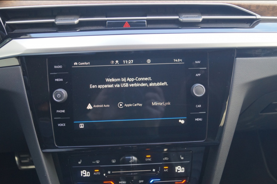 Volkswagen Arteon 1.4 TSI eHybrid Elegance Business Plus -PANO-LEER- Volkswagen Arteon 1.4 TSI eHybrid Elegance Business Plus -PANO-LEER-