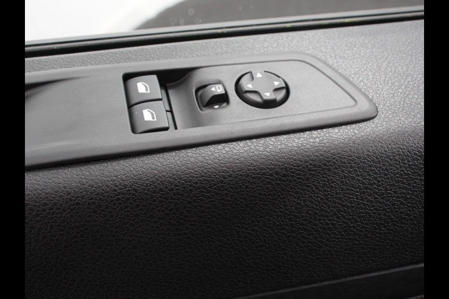 Opel Vivaro 2.0 BlueHDi 180 S&S L3 Automaat | Navigatie | Apple Carplay / Android Auto | Parkeersensoren V+A | Trekhaak | Camera | Cruise Control | LED koplampen | houten afwerking laadruimte