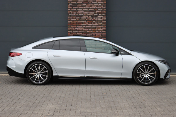 Mercedes-Benz EQS 450 4MATIC AMG Line 118 kWh | Hyperscreen | Airmatic | Achterasbesturing | Distronic+ | Stoelventilatie V+A | Burmester | Massage | Verwarmd Stuurwiel | HUD | Digital Light | Mercedes-Benz EQS 450 4MATIC AMG Line 118 kWh | Hyperscreen | Airmatic | Achterasbesturing | Distronic+ | Stoelventilatie V+A | Burmester | Massage | Verwarmd Stuurwiel | HUD | Digital Light |
