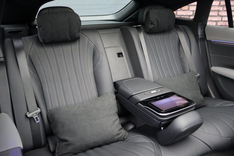 Mercedes-Benz EQS 450 4MATIC AMG Line 118 kWh | Hyperscreen | Airmatic | Achterasbesturing | Distronic+ | Stoelventilatie V+A | Burmester | Massage | Verwarmd Stuurwiel | HUD | Digital Light | Mercedes-Benz EQS 450 4MATIC AMG Line 118 kWh | Hyperscreen | Airmatic | Achterasbesturing | Distronic+ | Stoelventilatie V+A | Burmester | Massage | Verwarmd Stuurwiel | HUD | Digital Light |