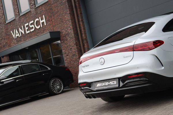 Mercedes-Benz EQS 450 4MATIC AMG Line 118 kWh | Hyperscreen | Airmatic | Achterasbesturing | Distronic+ | Stoelventilatie V+A | Burmester | Massage | Verwarmd Stuurwiel | HUD | Digital Light | Mercedes-Benz EQS 450 4MATIC AMG Line 118 kWh | Hyperscreen | Airmatic | Achterasbesturing | Distronic+ | Stoelventilatie V+A | Burmester | Massage | Verwarmd Stuurwiel | HUD | Digital Light |