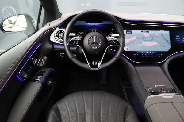 Mercedes-Benz EQS 450 4MATIC AMG Line 118 kWh | Hyperscreen | Airmatic | Achterasbesturing | Distronic+ | Stoelventilatie V+A | Burmester | Massage | Verwarmd Stuurwiel | HUD | Digital Light | Mercedes-Benz EQS 450 4MATIC AMG Line 118 kWh | Hyperscreen | Airmatic | Achterasbesturing | Distronic+ | Stoelventilatie V+A | Burmester | Massage | Verwarmd Stuurwiel | HUD | Digital Light |