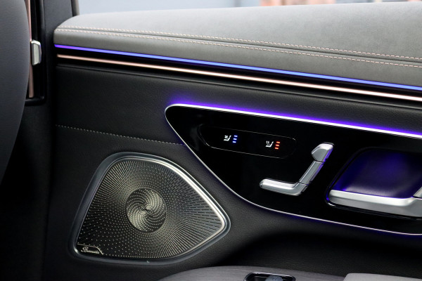 Mercedes-Benz EQS 450 4MATIC AMG Line 118 kWh | Hyperscreen | Airmatic | Achterasbesturing | Distronic+ | Stoelventilatie V+A | Burmester | Massage | Verwarmd Stuurwiel | HUD | Digital Light | Mercedes-Benz EQS 450 4MATIC AMG Line 118 kWh | Hyperscreen | Airmatic | Achterasbesturing | Distronic+ | Stoelventilatie V+A | Burmester | Massage | Verwarmd Stuurwiel | HUD | Digital Light |