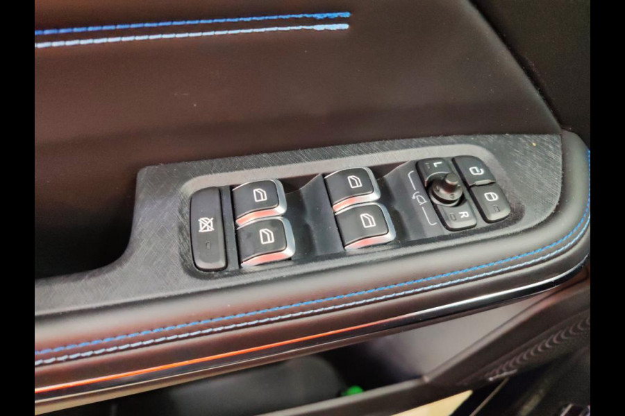 Lynk & Co 01 1.5 PHEV 360° Pano.dak Trekhaak Adapt.Cruise Carplay Stoelverw.