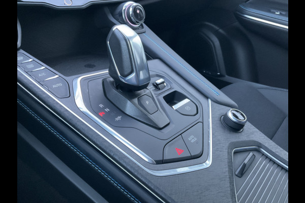 Lynk & Co 01 1.5 PHEV 360° Pano.dak Trekhaak Adapt.Cruise Carplay Stoelverw.