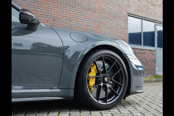 Porsche 911 Cabrio 3.6 T-Hybrid Carrera GTS