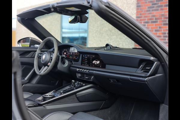 Porsche 911 Cabrio 3.6 T-Hybrid Carrera GTS