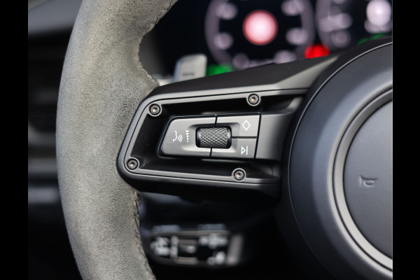 Porsche 911 Cabrio 3.6 T-Hybrid Carrera GTS