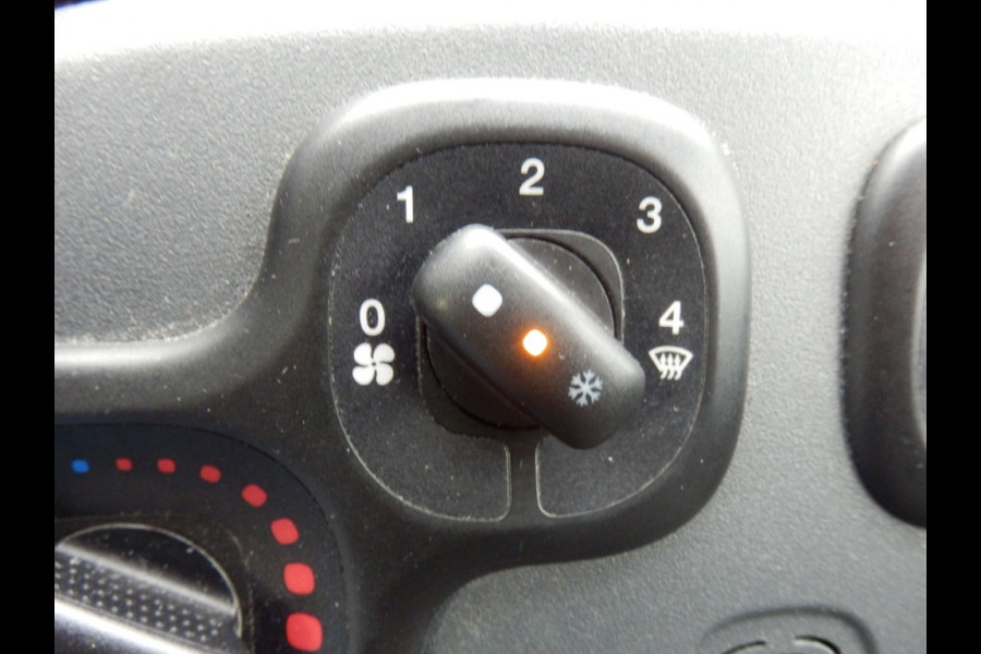 Fiat Panda 1.2 69pk 4 cil. | Lounge | Tel. Bluetooth |