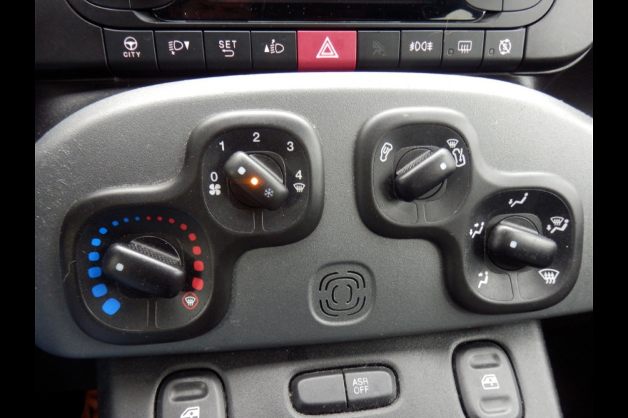 Fiat Panda 1.2 69pk 4 cil. | Lounge | Tel. Bluetooth |