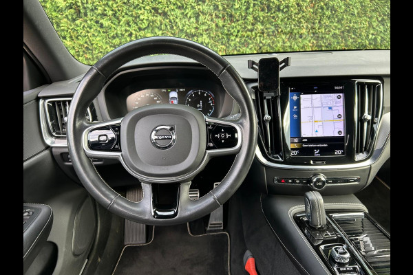 Volvo V60 2.0 T6 Recharge AWD R-Design Leder AllSeason !!NIEUWBINNEN!! Volvo V60 2.0 T6 Recharge AWD R-Design Leder AllSeason !!NIEUWBINNEN!!