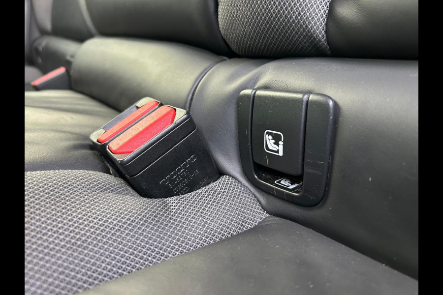 Volvo V60 2.0 T6 Recharge AWD R-Design Leder AllSeason !!NIEUWBINNEN!! Volvo V60 2.0 T6 Recharge AWD R-Design Leder AllSeason !!NIEUWBINNEN!!