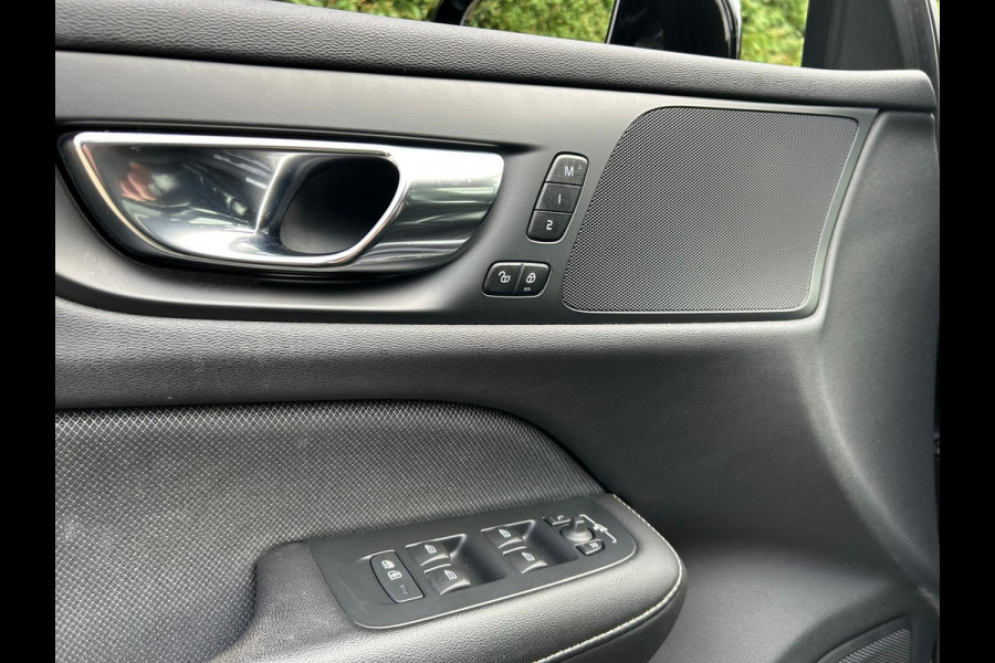 Volvo V60 2.0 T6 Recharge AWD R-Design Leder AllSeason !!NIEUWBINNEN!! Volvo V60 2.0 T6 Recharge AWD R-Design Leder AllSeason !!NIEUWBINNEN!!