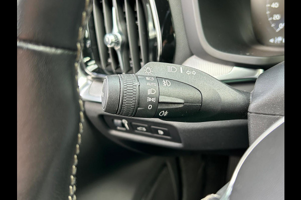 Volvo V60 2.0 T6 Recharge AWD R-Design Leder AllSeason !!NIEUWBINNEN!! Volvo V60 2.0 T6 Recharge AWD R-Design Leder AllSeason !!NIEUWBINNEN!!