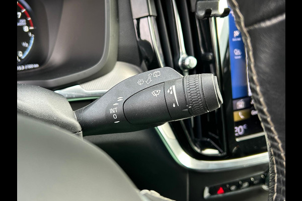 Volvo V60 2.0 T6 Recharge AWD R-Design Leder AllSeason !!NIEUWBINNEN!! Volvo V60 2.0 T6 Recharge AWD R-Design Leder AllSeason !!NIEUWBINNEN!!