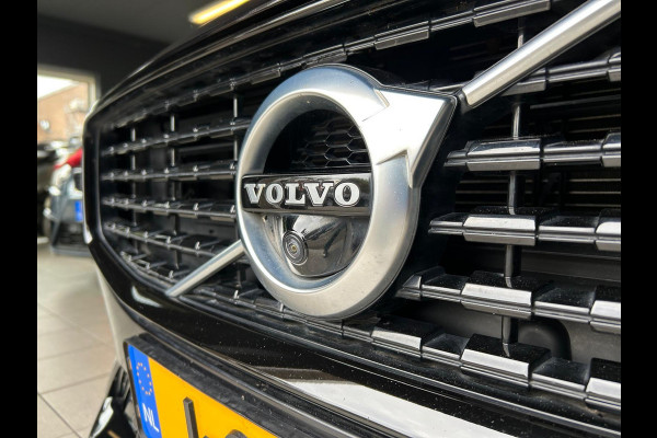 Volvo V60 2.0 T6 Recharge AWD R-Design Leder AllSeason !!NIEUWBINNEN!! Volvo V60 2.0 T6 Recharge AWD R-Design Leder AllSeason !!NIEUWBINNEN!!