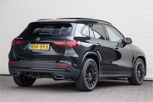 Mercedes-Benz GLA 200 AMG Premium Plus, Pano, Memory, Head-up, Burmester, Leder, Facelift Mercedes-Benz GLA 200 AMG Premium Plus, Pano, Memory, Head-up, Burmester, Leder, Facelift