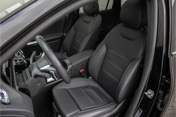 Mercedes-Benz GLA 200 AMG Premium Plus, Pano, Memory, Head-up, Burmester, Leder, Facelift Mercedes-Benz GLA 200 AMG Premium Plus, Pano, Memory, Head-up, Burmester, Leder, Facelift