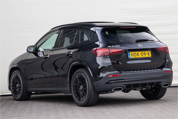 Mercedes-Benz GLA 200 AMG Premium Plus, Pano, Memory, Head-up, Burmester, Leder, Facelift Mercedes-Benz GLA 200 AMG Premium Plus, Pano, Memory, Head-up, Burmester, Leder, Facelift